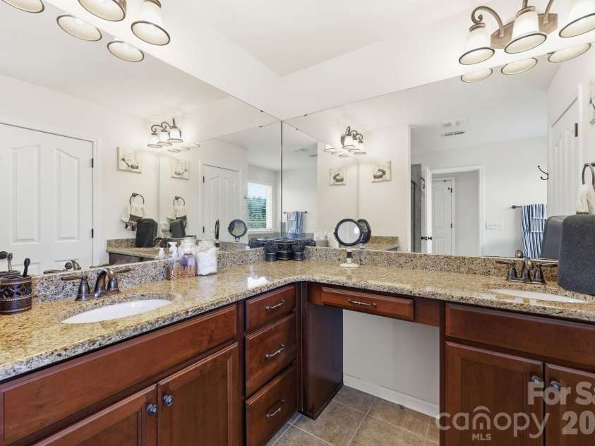 5241 Kindling Place, Concord, NC 28025.  MLS# CAR4406078, YatesRealty ID 39776. 