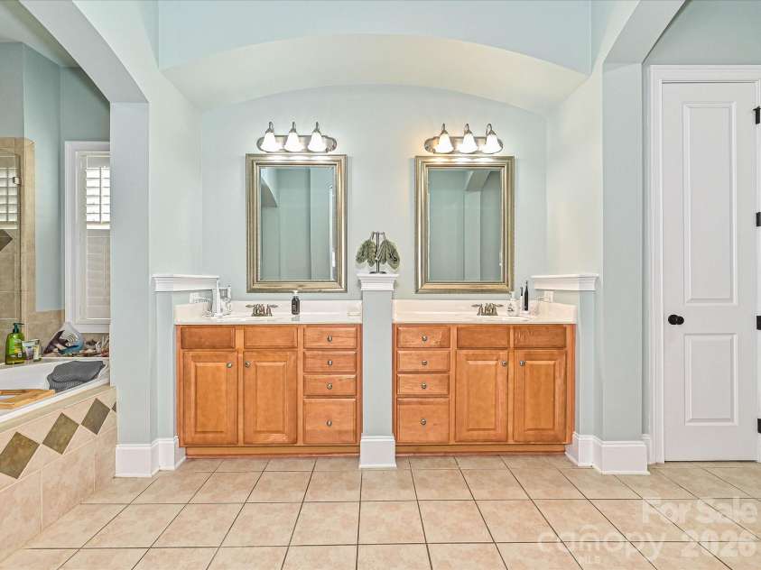 2325 Herrons Nest Place, Concord, NC 28027.  MLS# CAR4406168, YatesRealty ID 39779. 