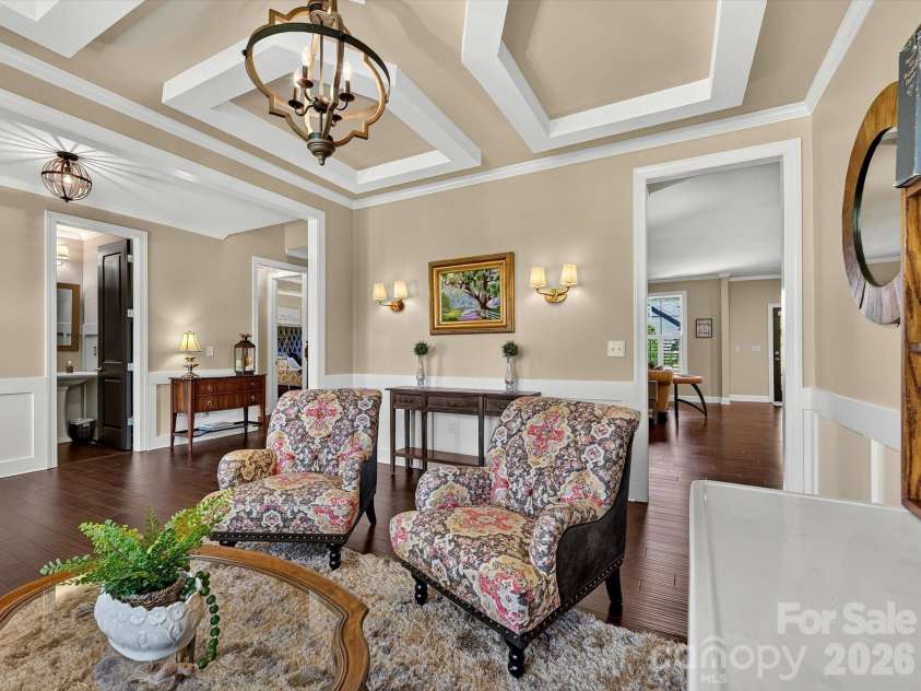804 Sardis Lane, Charlotte, NC 28270.  MLS# CAR4405846, YatesRealty ID 39783. 
