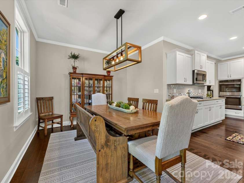 804 Sardis Lane, Charlotte, NC 28270.  MLS# CAR4405846, YatesRealty ID 39783. 
