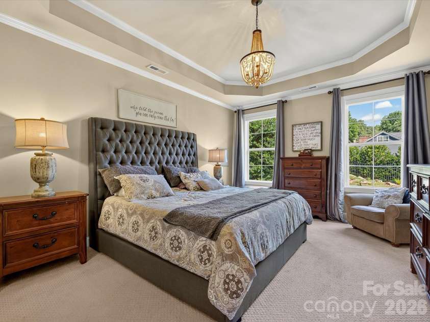 804 Sardis Lane, Charlotte, NC 28270.  MLS# CAR4405846, YatesRealty ID 39783. 