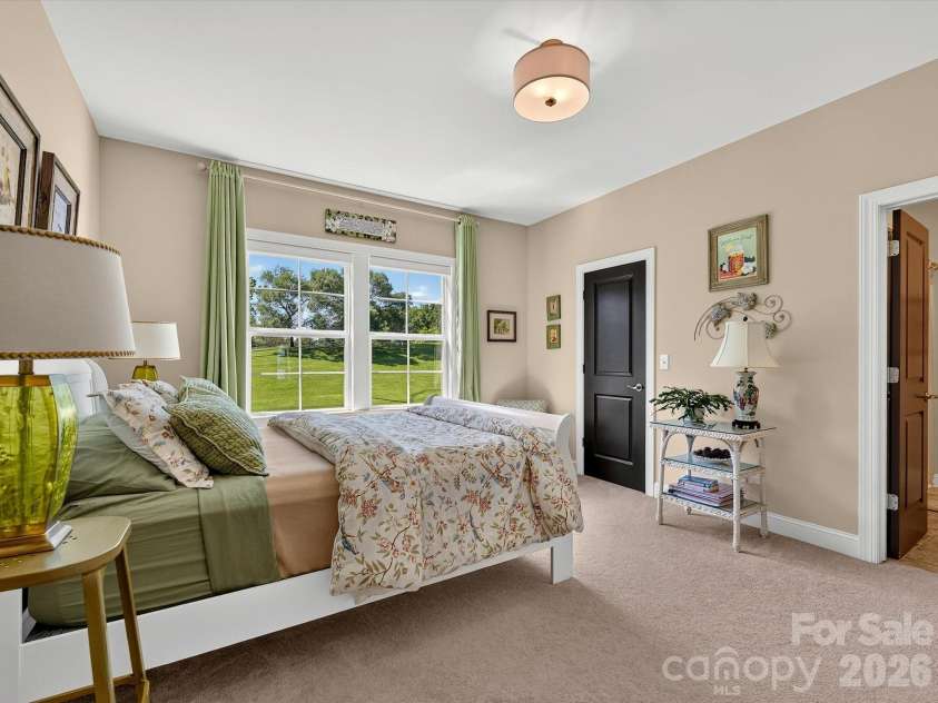 804 Sardis Lane, Charlotte, NC 28270.  MLS# CAR4405846, YatesRealty ID 39783. 