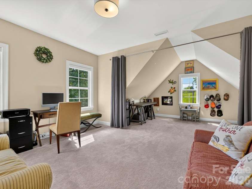 804 Sardis Lane, Charlotte, NC 28270.  MLS# CAR4405846, YatesRealty ID 39783. 