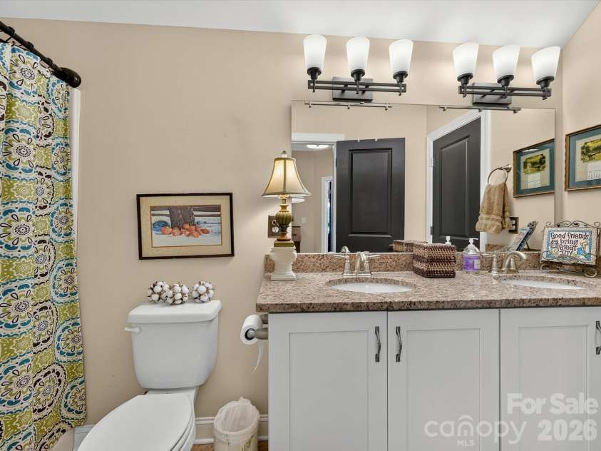 804 Sardis Lane, Charlotte, NC 28270.  MLS# CAR4405846, YatesRealty ID 39783. 