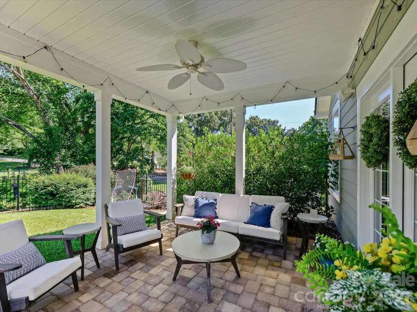 804 Sardis Lane, Charlotte, NC 28270.  MLS# CAR4405846, YatesRealty ID 39783. 