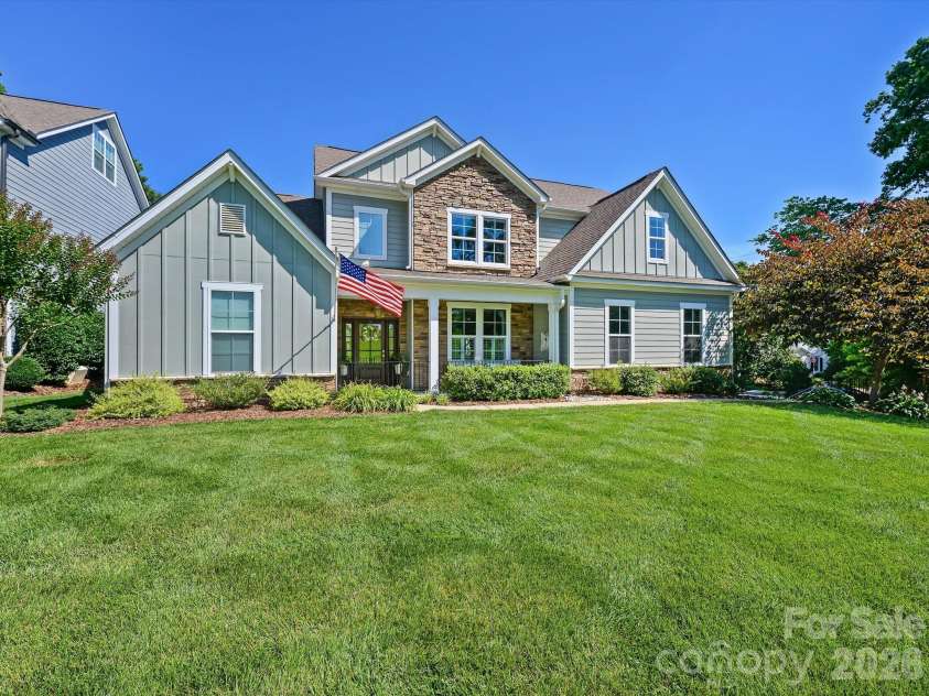 804 Sardis Lane, Charlotte, NC 28270.  MLS# CAR4405846, YatesRealty ID 39783. 