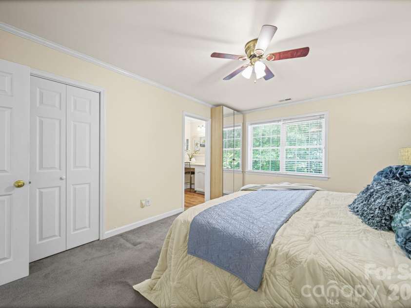 2013 Silvertip Court, Belmont, NC 28012.  MLS# CAR4405875, YatesRealty ID 39784. 