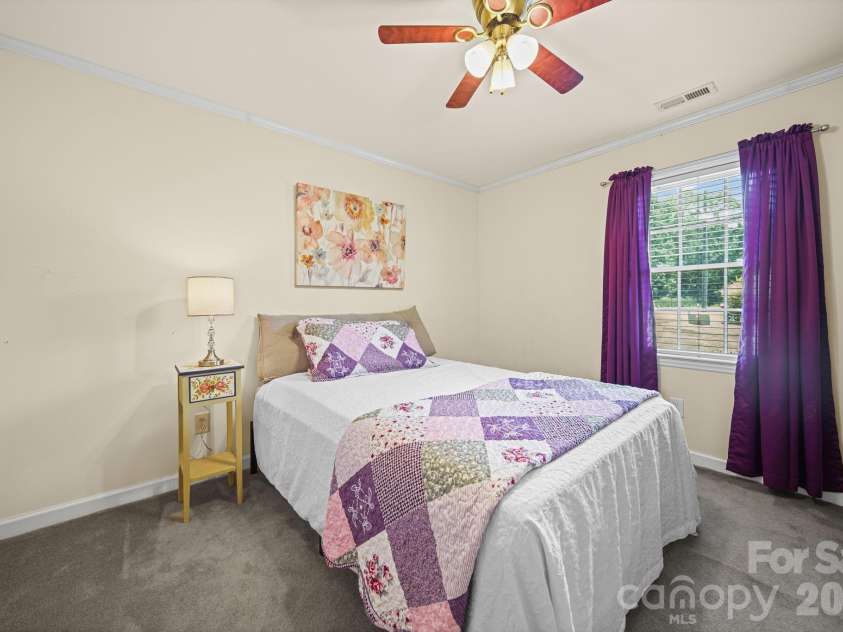 2013 Silvertip Court, Belmont, NC 28012.  MLS# CAR4405875, YatesRealty ID 39784. 