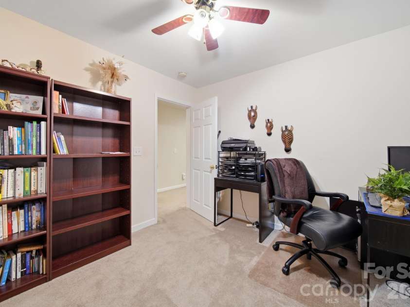 2013 Silvertip Court, Belmont, NC 28012.  MLS# CAR4405875, YatesRealty ID 39784. 