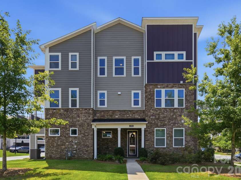 2745 Ensemble Court, Charlotte, NC 28262.  MLS# CAR4405842, YatesRealty ID 39785. 