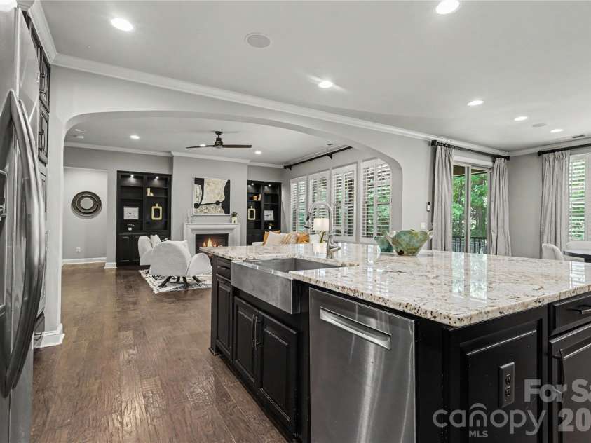 11436 Preservation Lane, Charlotte, NC 28278.  MLS# CAR4405788, YatesRealty ID 39786. 