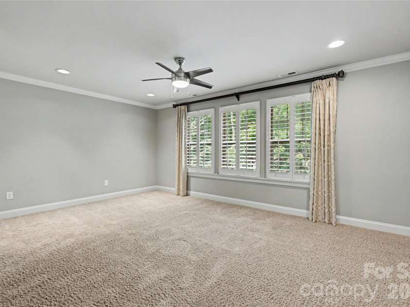 11436 Preservation Lane, Charlotte, NC 28278.  MLS# CAR4405788, YatesRealty ID 39786. 