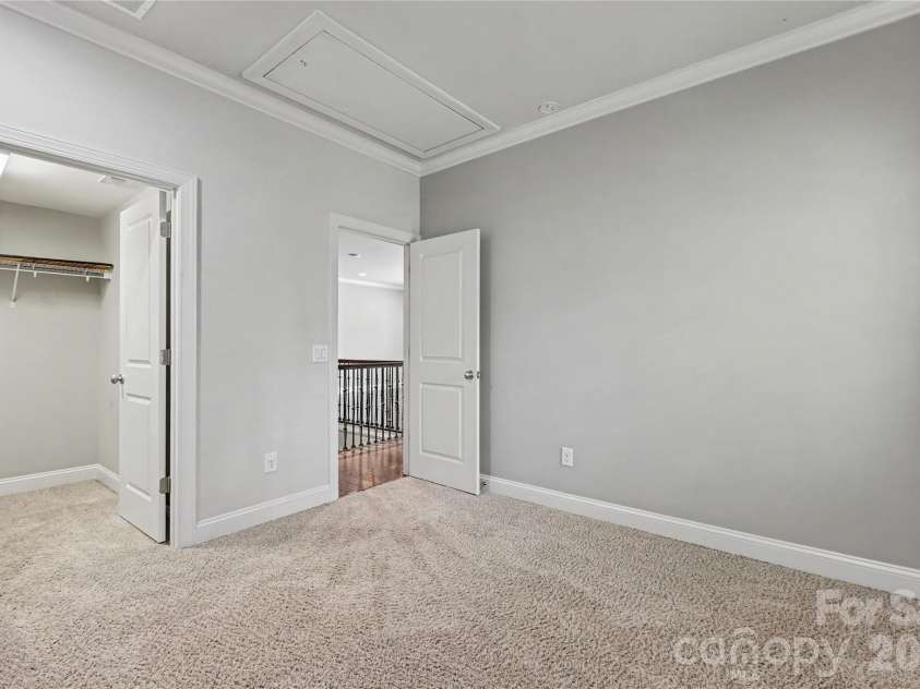 11436 Preservation Lane, Charlotte, NC 28278.  MLS# CAR4405788, YatesRealty ID 39786. 