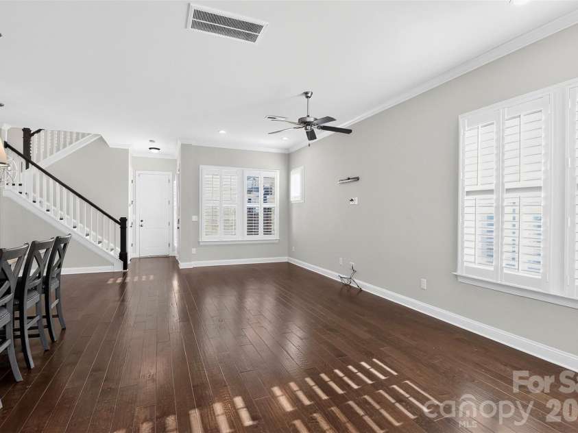 8910 Matthews Farm Lane, Charlotte, NC 28277.  MLS# CAR4405727, YatesRealty ID 39788. 