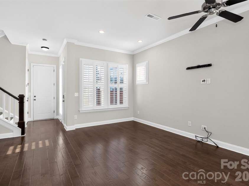 8910 Matthews Farm Lane, Charlotte, NC 28277.  MLS# CAR4405727, YatesRealty ID 39788. 