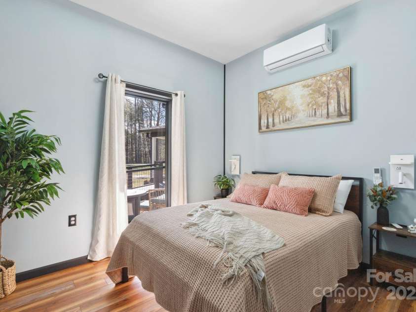 173,175,177,179 Old County Home Road, Brevard, NC 28712.  MLS# CAR4181777, YatesRealty ID 3979. 