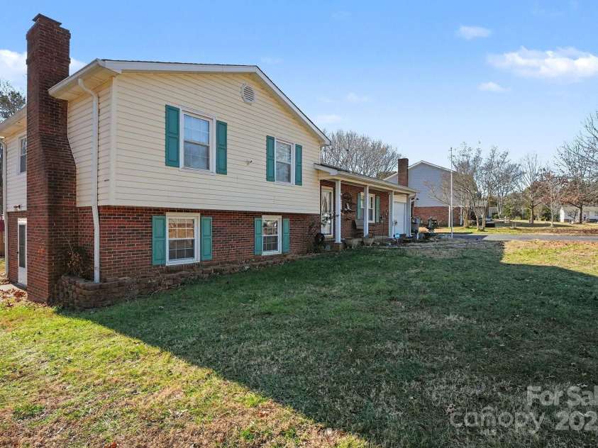 4057 Leafmore Street, Concord, NC 28027.  MLS# CAR4332836, YatesRealty ID 3979. 