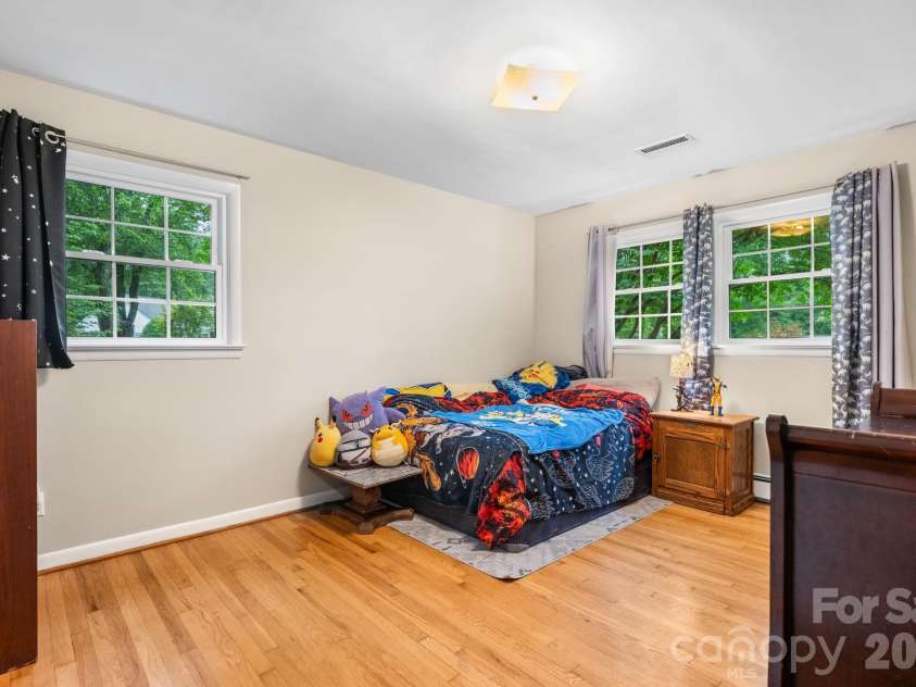 267 25th Avenue, Hickory, NC 28601.  MLS# CAR4405765, YatesRealty ID 39790. Bedroom 2