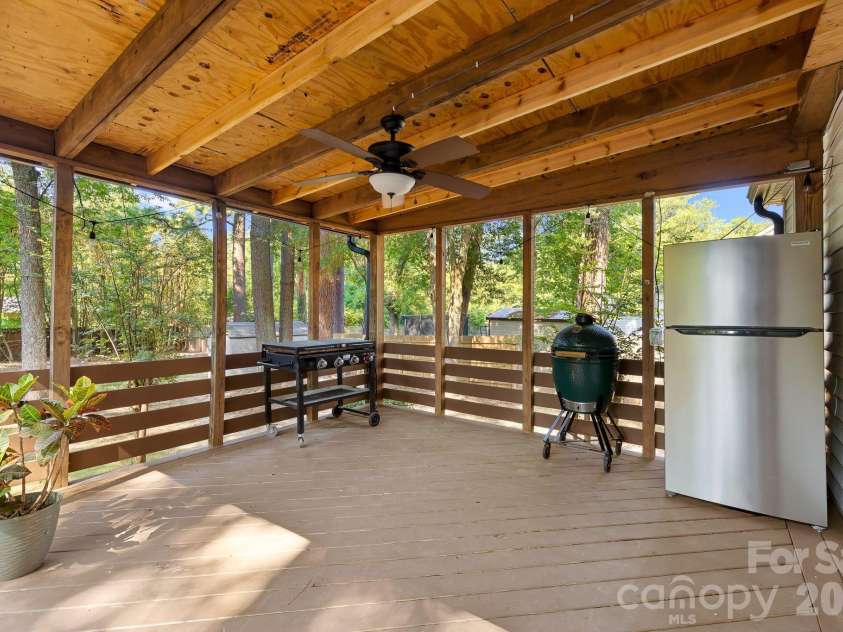 350 Jefferson Street, York, SC 29745.  MLS# CAR4405662, YatesRealty ID 39791. 