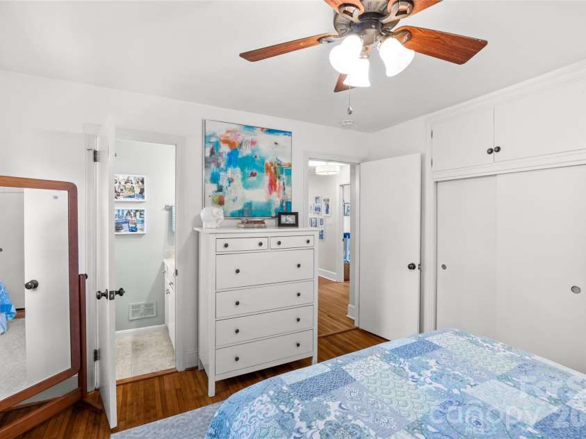 6326 Rosecrest Drive, Charlotte, NC 28210.  MLS# CAR4405630, YatesRealty ID 39794. 