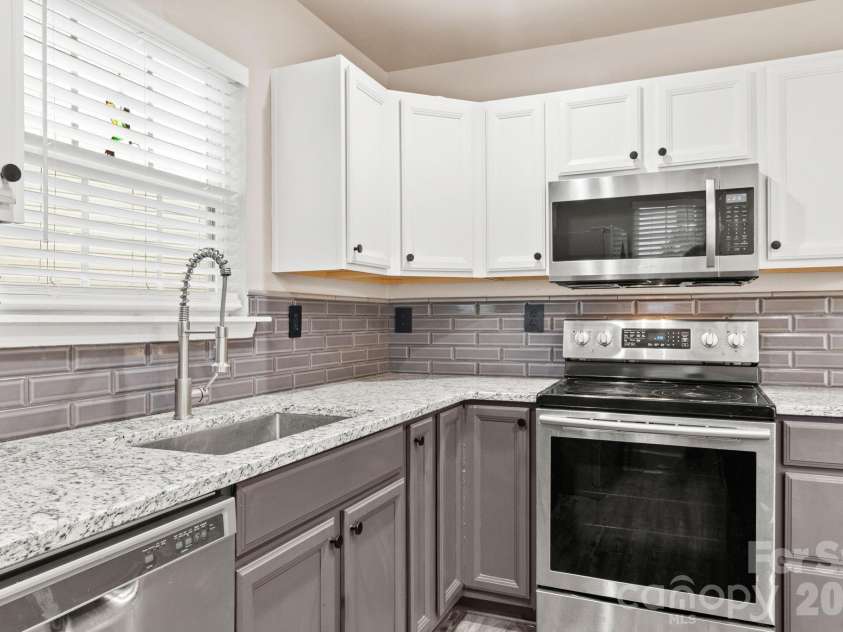 413 Caddy Street, Fort Mill, SC 29715.  MLS# CAR4405506, YatesRealty ID 39796. 