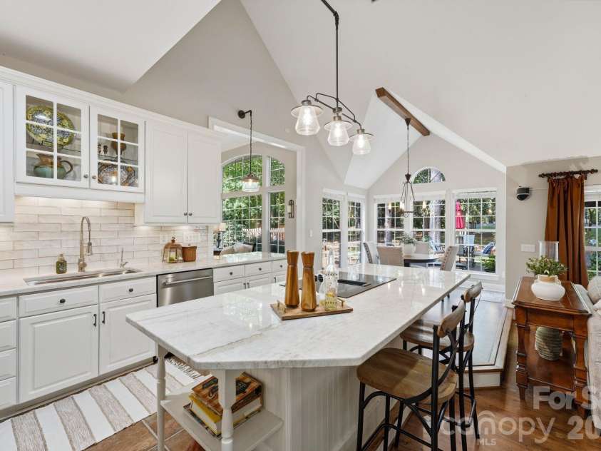 133 Lake Pine Road, Mooresville, NC 28117.  MLS# CAR4405559, YatesRealty ID 39798. 