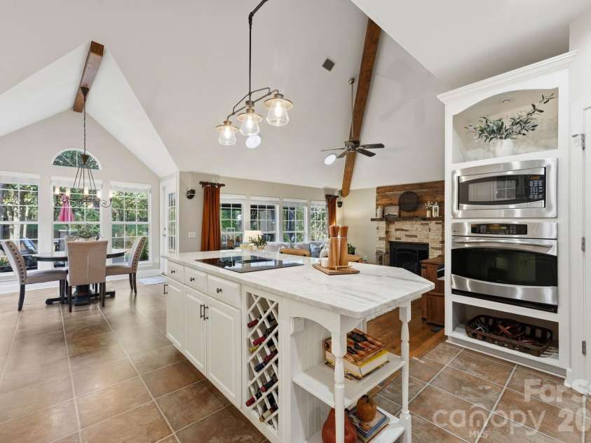 133 Lake Pine Road, Mooresville, NC 28117.  MLS# CAR4405559, YatesRealty ID 39798. 