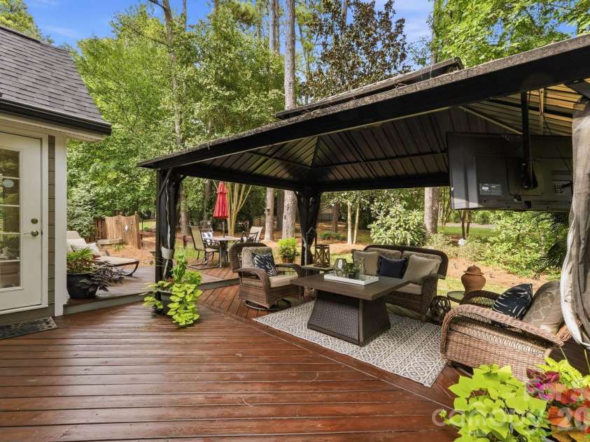 133 Lake Pine Road, Mooresville, NC 28117.  MLS# CAR4405559, YatesRealty ID 39798. 