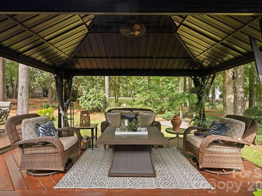 133 Lake Pine Road, Mooresville, NC 28117.  MLS# CAR4405559, YatesRealty ID 39798. 