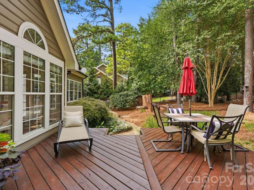 133 Lake Pine Road, Mooresville, NC 28117.  MLS# CAR4405559, YatesRealty ID 39798. 