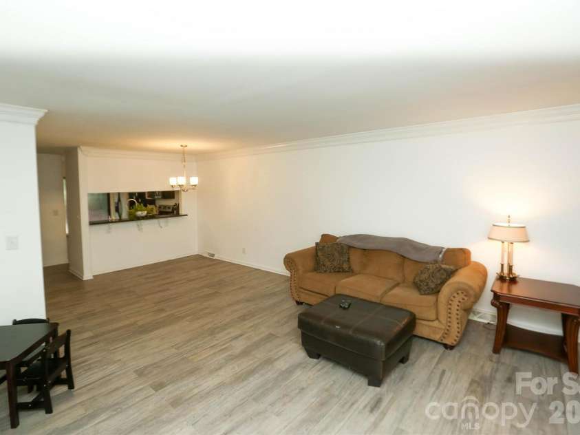 413 Eastwood Drive, Salisbury, NC 28146.  MLS# CAR4405377, YatesRealty ID 39799. 