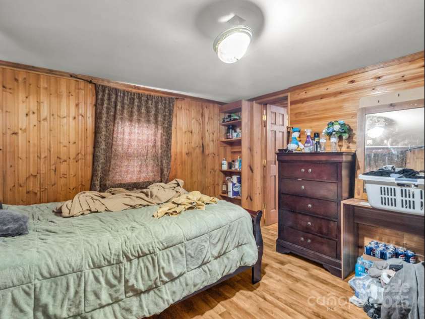 1761 Old Haywood Road, Asheville, NC 28806.  MLS# CAR4307370, YatesRealty ID 398. 