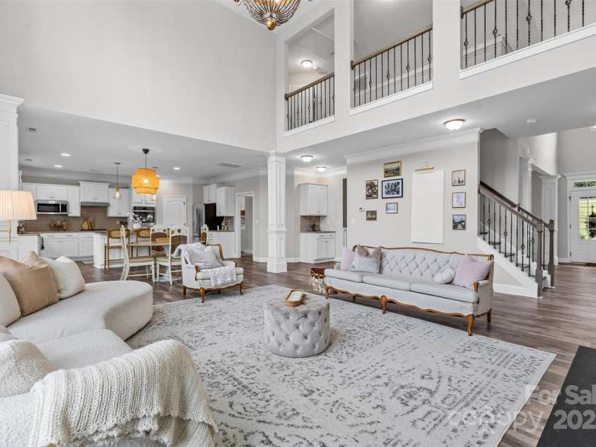 2633 Lakefront Drive, Belmont, NC 28012.  MLS# CAR4310302, YatesRealty ID 398. 