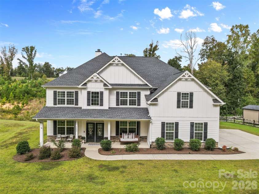 2633 Lakefront Drive, Belmont, NC 28012.  MLS# CAR4310302, YatesRealty ID 398. 