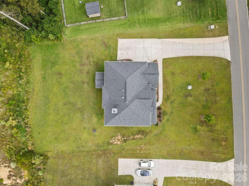 2633 Lakefront Drive, Belmont, NC 28012.  MLS# CAR4310302, YatesRealty ID 398. 