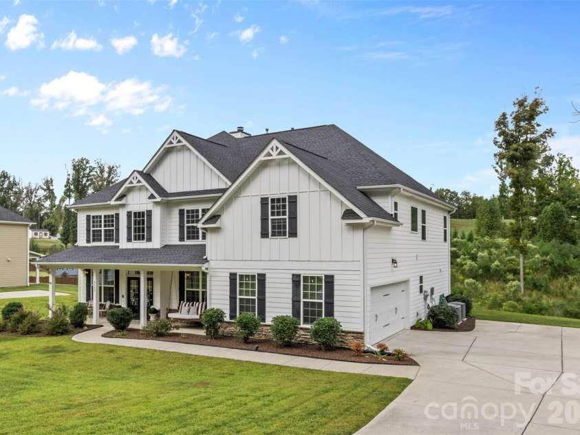 2633 Lakefront Drive, Belmont, NC 28012.  MLS# CAR4310302, YatesRealty ID 398. 