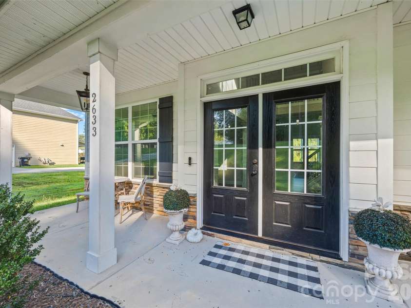 2633 Lakefront Drive, Belmont, NC 28012.  MLS# CAR4422576, YatesRealty ID 398. 