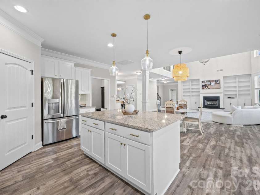 2633 Lakefront Drive, Belmont, NC 28012.  MLS# CAR4422576, YatesRealty ID 398. 
