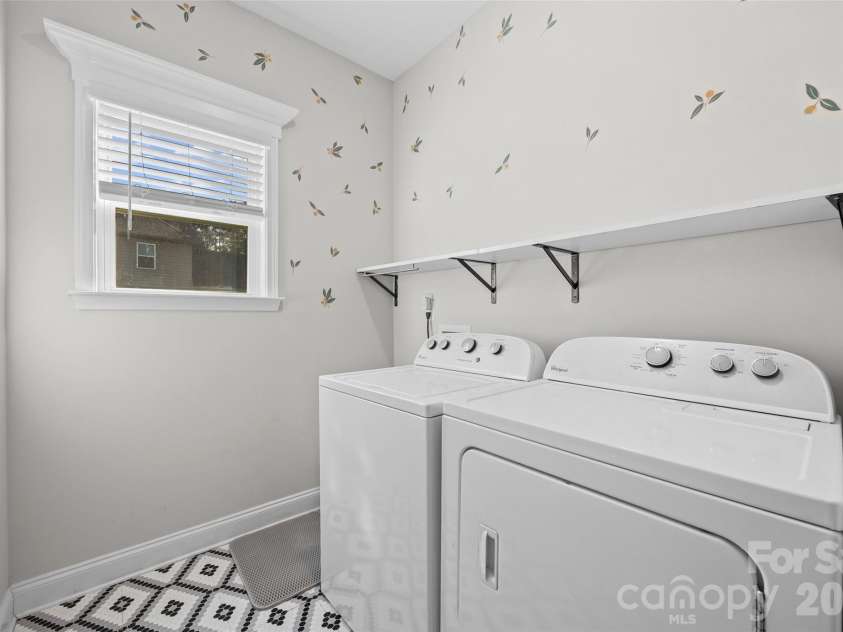 2633 Lakefront Drive, Belmont, NC 28012.  MLS# CAR4422576, YatesRealty ID 398. 