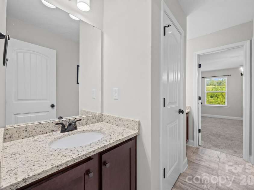 2633 Lakefront Drive, Belmont, NC 28012.  MLS# CAR4422576, YatesRealty ID 398. 