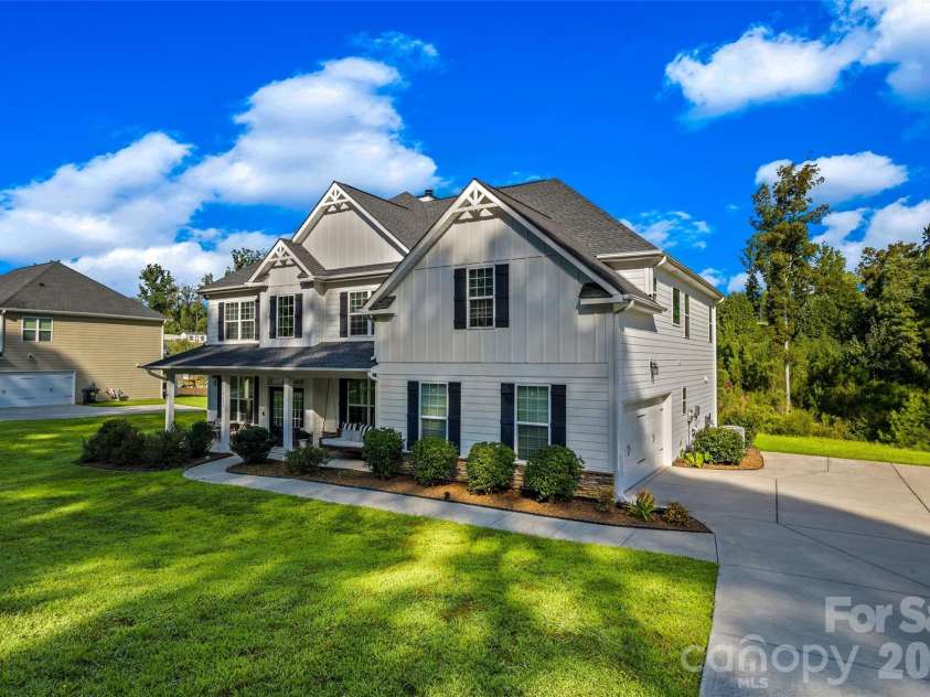 2633 Lakefront Drive, Belmont, NC 28012.  MLS# CAR4422576, YatesRealty ID 398. 