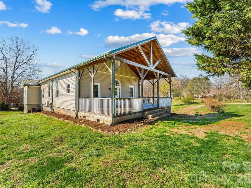 4951 Burns Road, Granite Falls, NC 28630.  MLS# CAR4356121, YatesRealty ID 3980. 