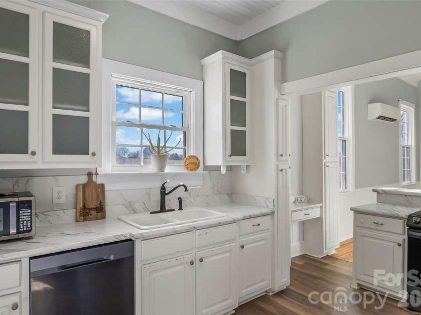 4951 Burns Road, Granite Falls, NC 28630.  MLS# CAR4356121, YatesRealty ID 3980. 