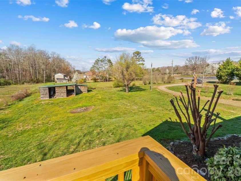 4951 Burns Road, Granite Falls, NC 28630.  MLS# CAR4356121, YatesRealty ID 3980. 