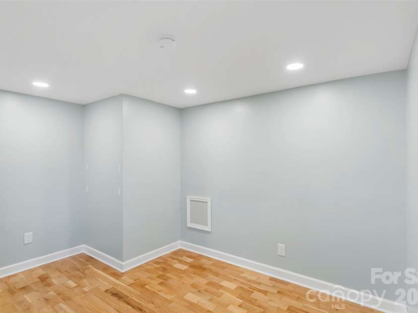 4951 Burns Road, Granite Falls, NC 28630.  MLS# CAR4356121, YatesRealty ID 3980. Laundry Room