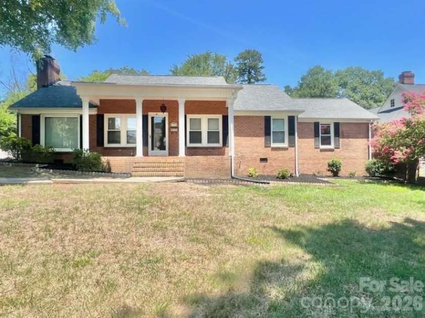 110 Confederate Avenue, Salisbury, NC 28144.  MLS# CAR4405453, YatesRealty ID 39800. 