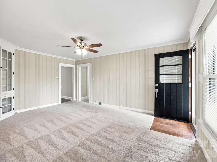 110 Confederate Avenue, Salisbury, NC 28144.  MLS# CAR4405453, YatesRealty ID 39800. 