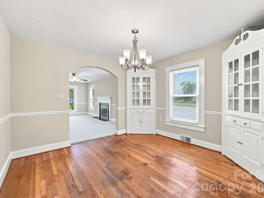 110 Confederate Avenue, Salisbury, NC 28144.  MLS# CAR4405453, YatesRealty ID 39800. 