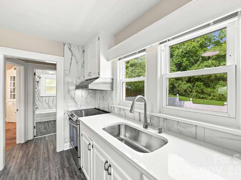 110 Confederate Avenue, Salisbury, NC 28144.  MLS# CAR4405453, YatesRealty ID 39800. 