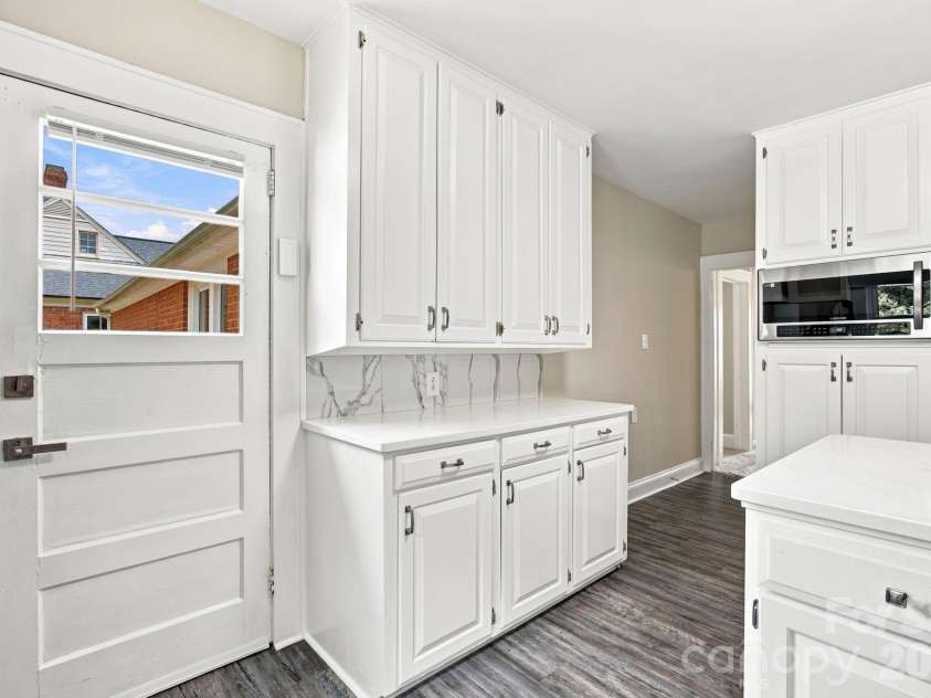 110 Confederate Avenue, Salisbury, NC 28144.  MLS# CAR4405453, YatesRealty ID 39800. 